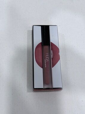 Huda Beauty Liquid Matte Liquid Lipstick — Trendsetter